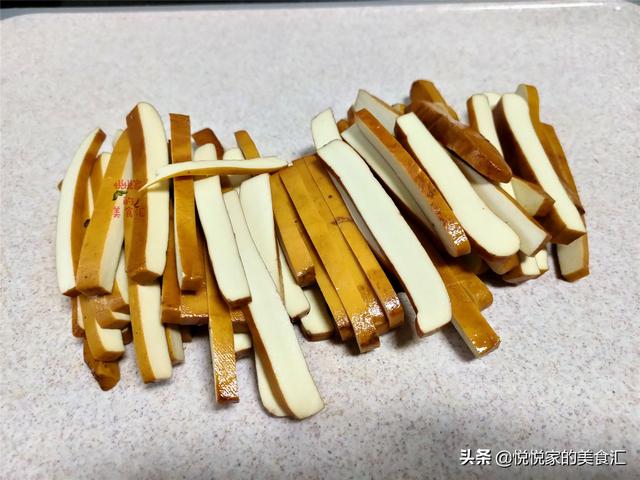 冬季进补，别总是大鱼大肉，用这2样一起炒，营养好吃又容易吸收