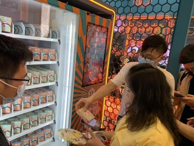 食品|食品行业新趋势：健康+潮玩！第二十二届中食展在浦东开幕