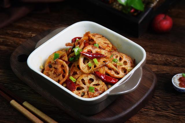 「你的育儿经」4月，孩子宁愿不吃肉也吃这菜，常吃身体强壮长得快，眼睛变明亮