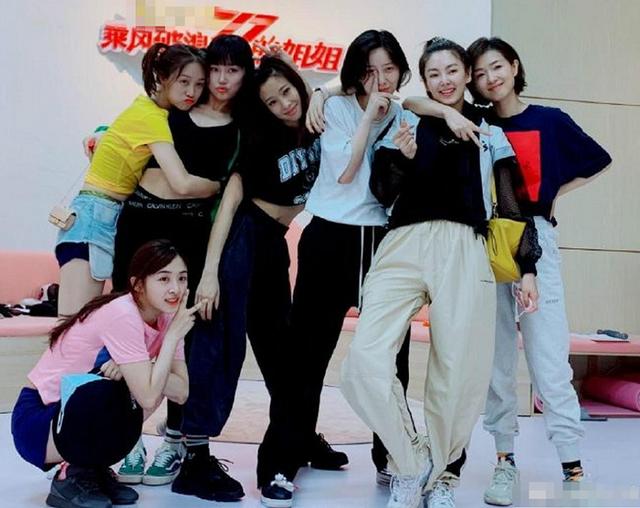 fun娱乐|张雨绮御姐形象崩塌，参加节目变“憨憨”，还反思自己又不懂事了