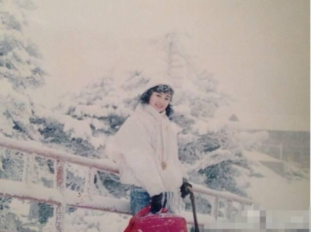 【烟花巷陌】妈妈很美是什么体验？网友：妈妈的美貌可以吹一辈子！