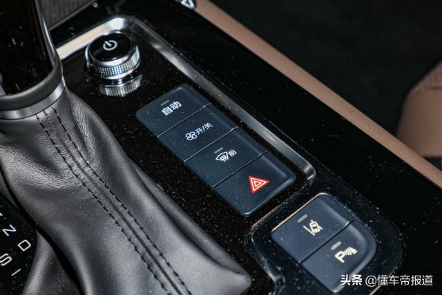 新车丨玩设计、拼内涵 长安UNI-K对战比亚迪唐谁更高档？