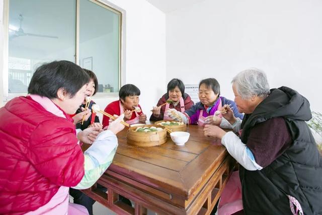 三桥|柘林阿姨手制“麻花郎”、“夹花”圆子，你更钟意哪一款？