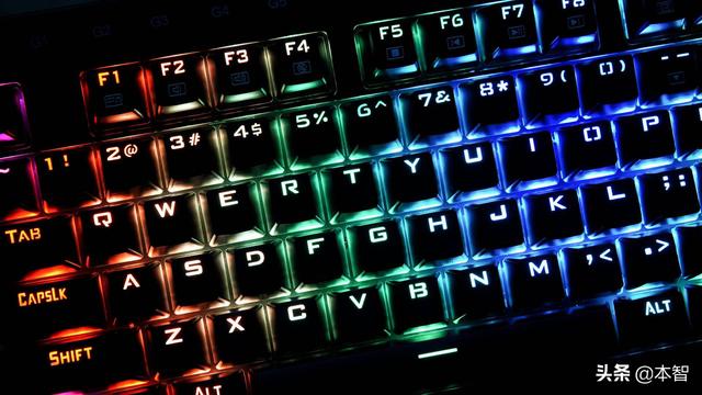 防水换轴啥都有 超频三GI801黑曼巴游戏机械键盘体验