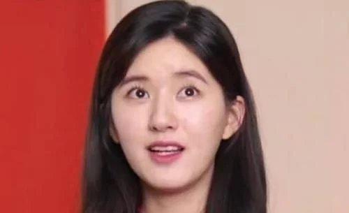 笙笙千离|你永远不知道女明星头有多小，赵露思徐老师同框，我没眼花？