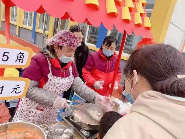 传统|东海县黄川镇中心幼儿园——金牛闹元宵，黄幼再启航