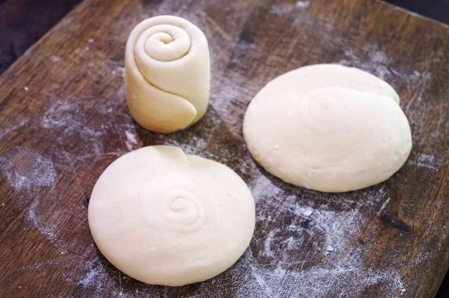 足不出户，吃正宗西安肉夹馍，肉末超足汁水香浓，搭配劲道白吉馍