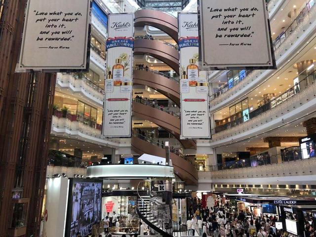 新世界大丸百货昨迎店庆,六年"进阶"成长曲线,是世界