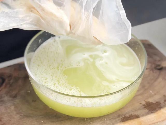 女生必备的暖宫神器，自己在家煮一煮，熬一熬，这样就能做出来