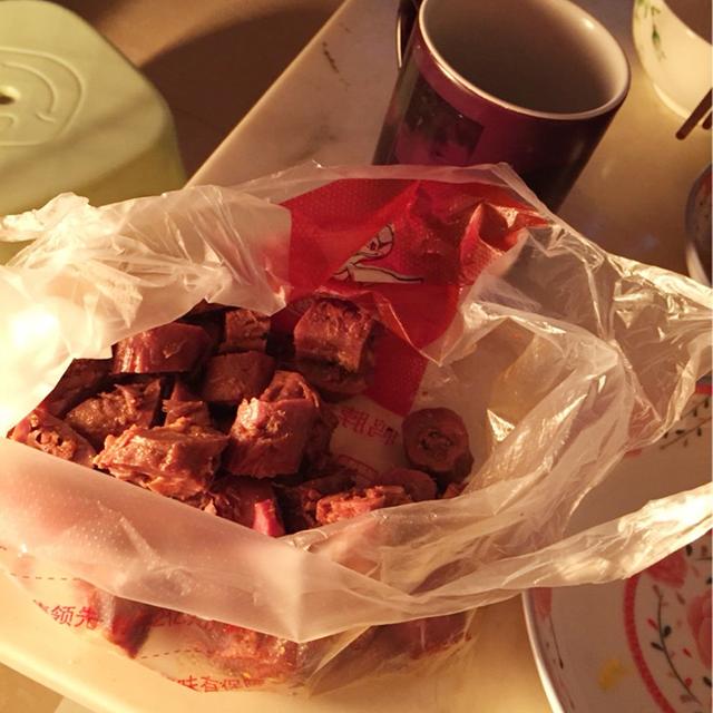 天使宝贝▲宝宝在腹中害怕妈妈做这些，肆无忌惮的母爱，孕妈是在“玩火”
