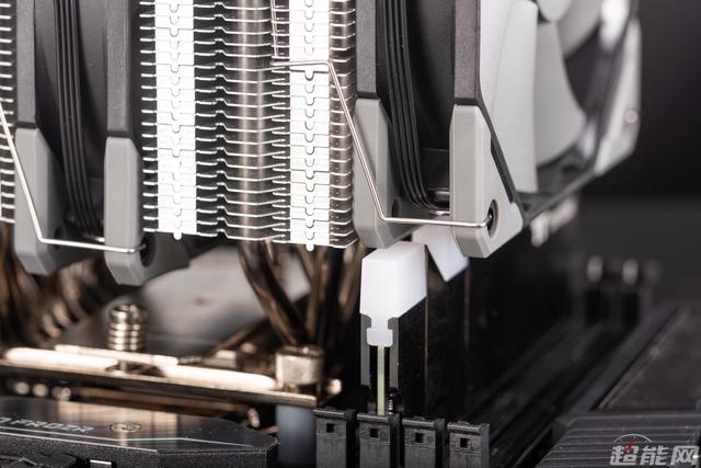 ID-COOLING SE-70风冷散热器评测：高性价比之选