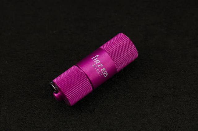 点亮粉红色的关爱：Olight 傲雷 i1R2钥匙链手电