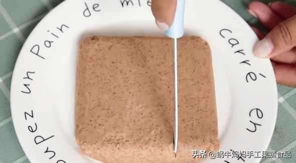 【超级宝妈】红枣泥蒸糕，3种食材轻松搞定，好吃易消化，宝宝补血就这么吃