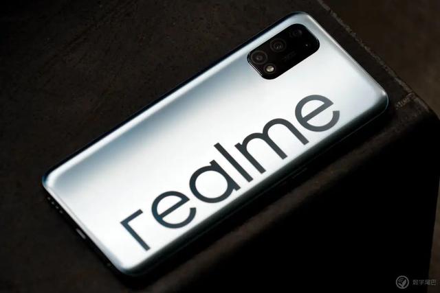 Realme 真我 V5｜不止「奥利给」