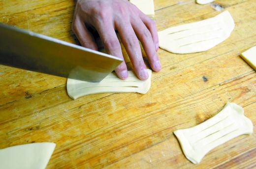 重庆特产传说（322） | 吃过重庆小面，炉桥面吃过吗？得过全国金奖哟