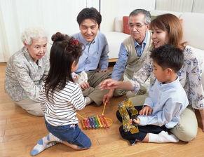 「超级宝妈」塑造一个良好的家庭气氛,要求父母至少做到这几点