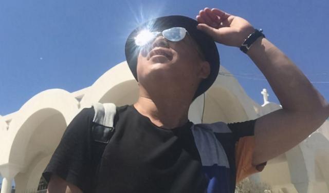 耗时15年研发的“夜视镜”！老司机必备，能瞬间改变光源强度