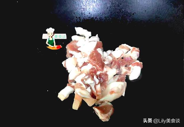 天冷了，炖上一锅这美味，营养又美味，大人孩子都爱吃，温暖过冬