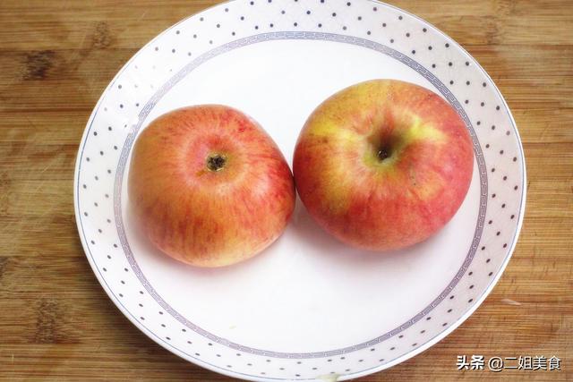 把苹果放锅里蒸一蒸，真是太聪明了，用途花钱买不到，简单还实用
