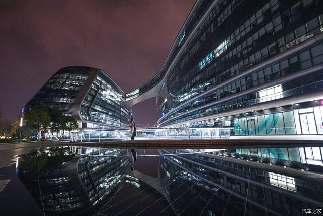 『约吗旅行』美女携飞行家的一天