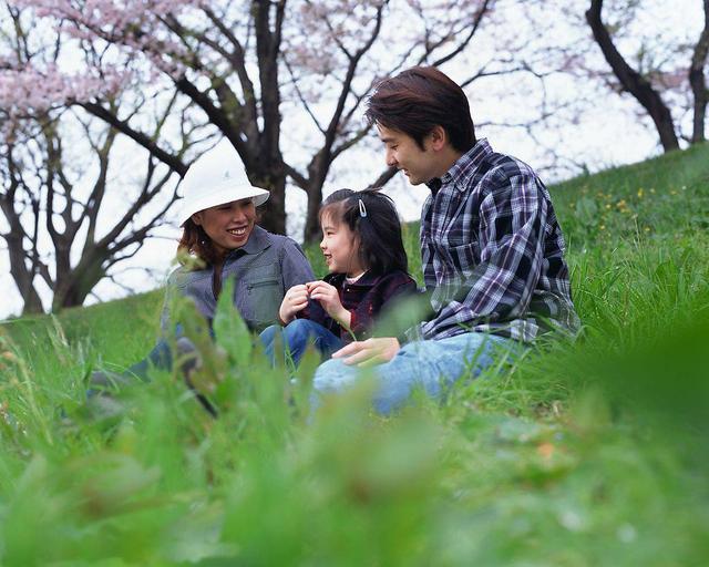 #超级宝妈#孩子超喜欢玩拼图，却突然不愿尝试，其实是“焦点效应”在影响