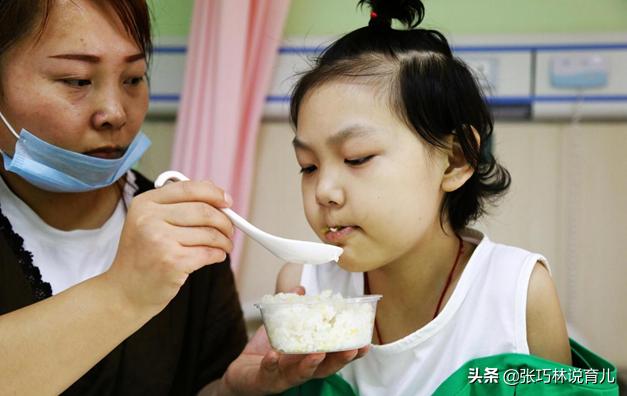 「超级宝妈」脾胃强则安五脏！家长给娃养脾胃，试试这2招让孩子不打针不吃药