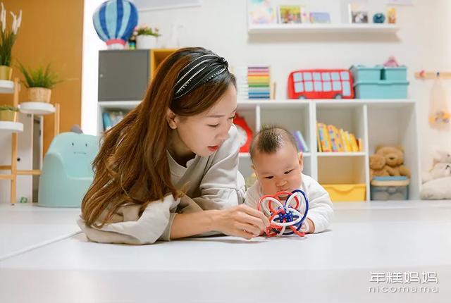 #你的育儿经#年糕妈妈：我 35 岁了，两个娃，每天都在崩溃