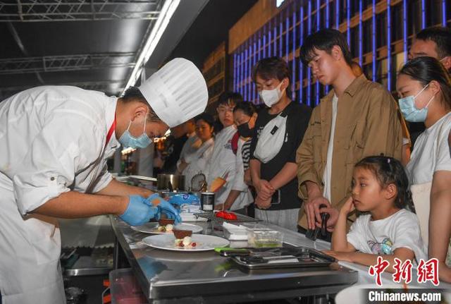 中东欧|中东欧美食亮相浙江宁波 民众感受异域风味