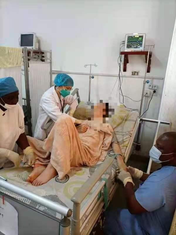 患者|中国援几医疗队：“奋战”近一个月，救回病危男子