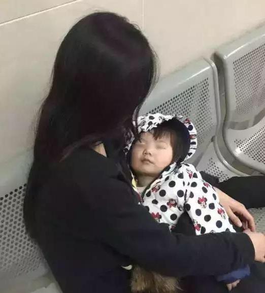 [你的育儿经]等娃上学后，再去上班的妈妈有多难？过来人哭诉经历，挺值得同情