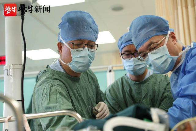 创面修复新突破，烧伤患者救治成功率大提高！吕国忠获得中华医学科技奖一等奖