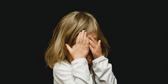 「超级宝妈」孩子的抑郁症都是父母逼出来的？如果出现这10个苗头，家长要注意