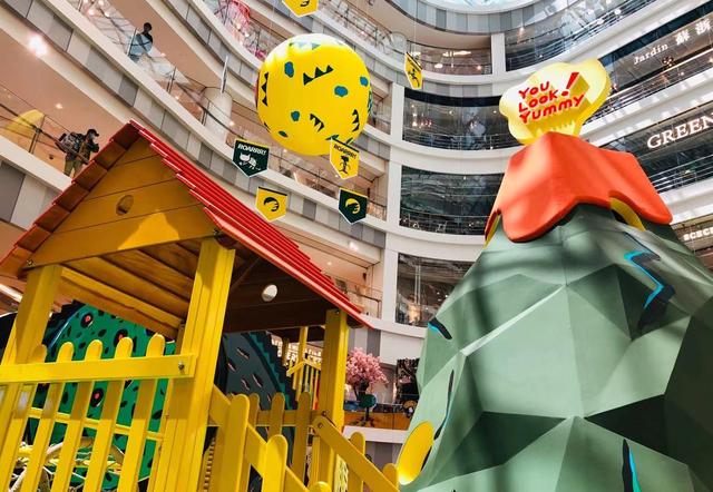 绘本|这个亲子必读系列变成了一场展览，和霸王龙“牵手”就靠它了