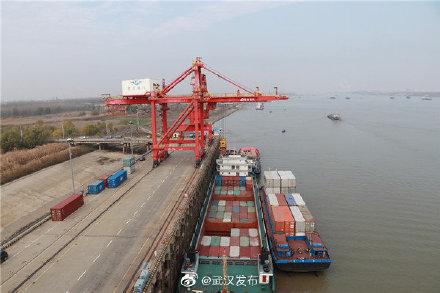 212|武汉港集装箱吞吐量全国排名逆势而上再进两位