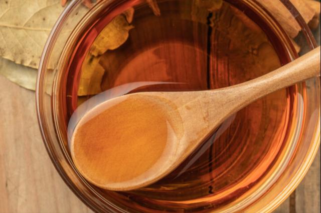 熬大骨汤，记住“2不放2诀窍”，汤汁浓白鲜美，味道香还没腥味