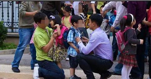 超级宝妈|幼儿园到底有没有必要上？“鲶鱼效应”很关键，父母必须权衡利弊