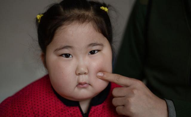 老鹰捉小鸡|一个长假，返校孩子个个胖了一圈，“妈妈，多出来的肉怎么削？”