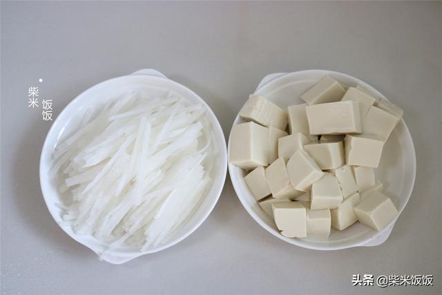 冬季这菜便宜又好吃，炖鱼汤放一点，清甜又温暖，试试吧