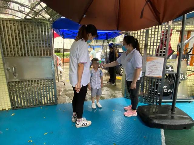 超级宝妈|海珠|最后一批小萌娃今日返园,小e带你直击现场