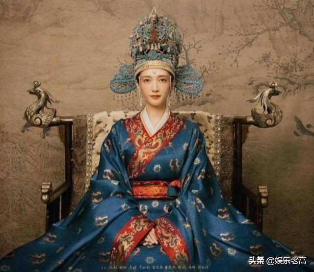 大学时期就甜美可爱，如今更是，把别人都变成背景|9号放映厅