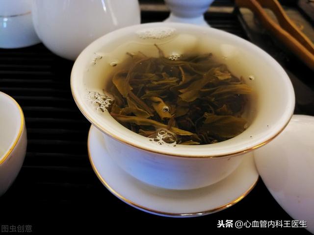 喝茶降低心血管疾病风险？医生表示：确实，但是4种茶别碰