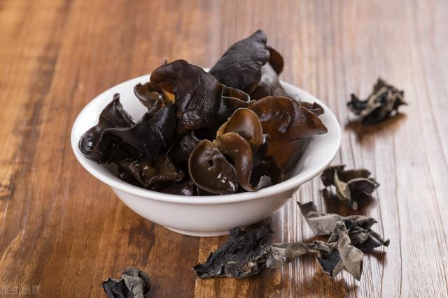 得了高血压、高血脂、冠心病，该怎么吃？