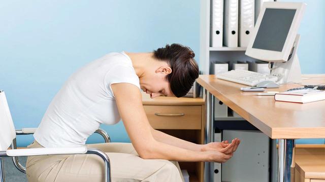 女性衰老的标志：下半身可能会“露出马脚”，不妨自查一下