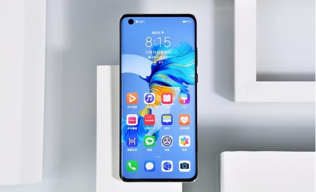 别着急买华为Mate40Pro，还有一款新机价格便宜2000