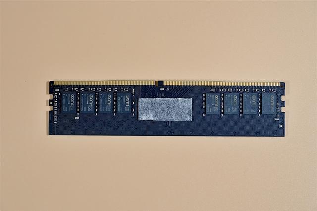 长鑫原厂颗粒！铭瑄太极DDR4 3000内存评测：可媲美同档次三星芯片