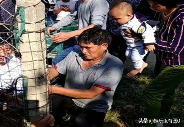 大衣哥朱之文被大铁锤砸中，依然坚持工作，令众网友揪心不已|fun娱乐