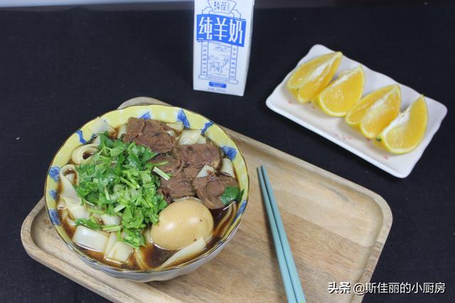 天冷儿子就馋这早餐，我家每周必吃3次，每次煮一大锅连汁都不剩