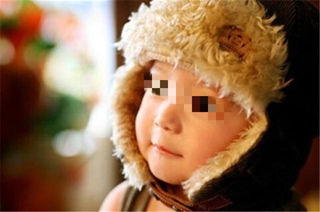 凉年|90后小夫妻结婚证走红网络,夫妻两名字一模一样,网友:孩子呢?