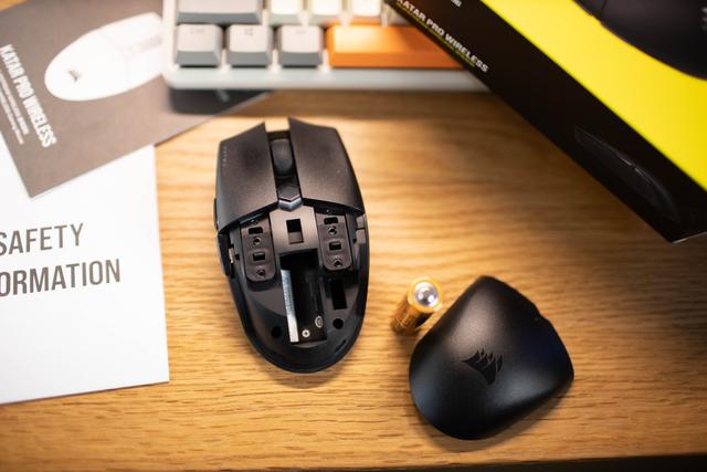 均衡的无线双模游戏鼠标，KATAR PRO WIRELESS