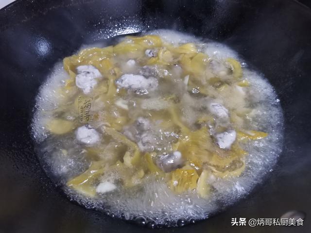 它是含锌最高的食材，和此菜是“黄金搭档”，常吃胃口好不挑食